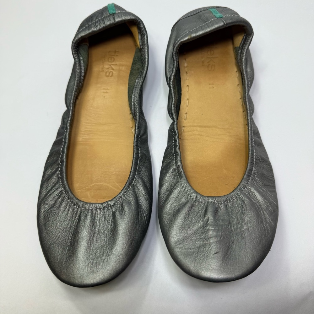 Tieks Silver Leather Ballet Flats size 11 - Picture 11 of 11